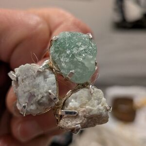 Elegant Silver and Green Stone Ring